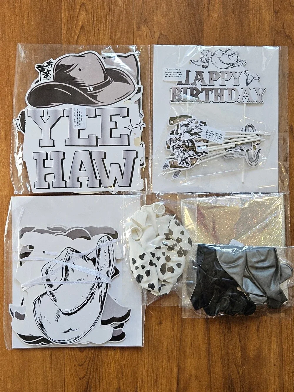 Cowboy Party Decoration Kit - Black & White -